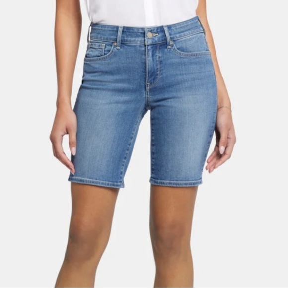 NYDJ ELLA DENIM WITH SIDE SLITS SHORTS BLUEWELL NEW - Picture 1 of 8